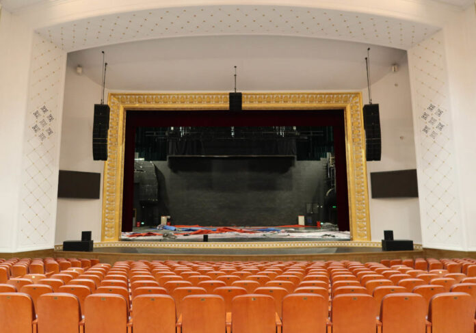 LA_Wuhan_Theatre_3-2