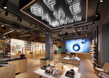Authentic Experience with HARMAN Professional Solutions at VANS Brand Showcase Store Gangnam