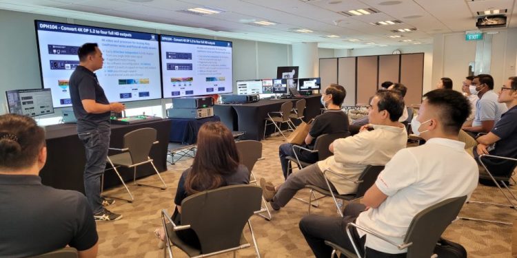 Analog Way and Electro-Acoustics Systems Conduct Operator Certification Program and Host Product Showcase