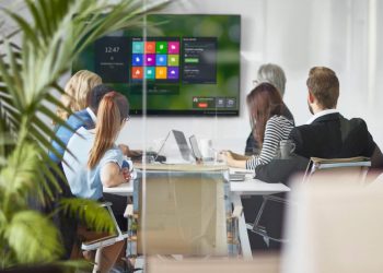 DisplayNote Sees 100% Growth for Its Call and App Launcher as it Solves Hybrid Meeting Challenges