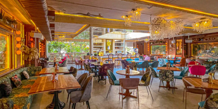 An AV Wizard Play: Syncing Sound and Space for a Secret Story