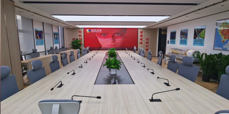 INFiLED QM Series Graces the Conference Room of Shenzhen Metro Group