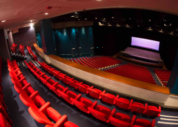 Altman Brings a Colorful Wash to the Ko Shan Theatre with Pacific Lighting (HK) Limited