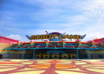 Christie Powers World’s First Robot Theme Park