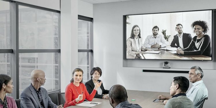 Shure Collaborates with Barco to Improve Wireless Videoconferencing Experience