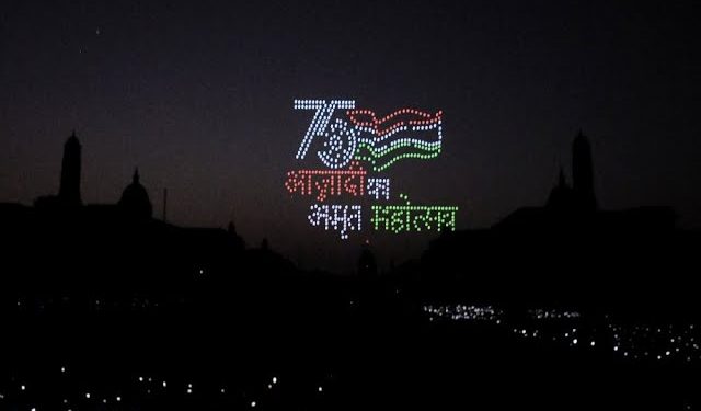 VIDEO OF THE MONTH: A Republic of 1000 Drones: Beating the Retreat with Techno Glitz