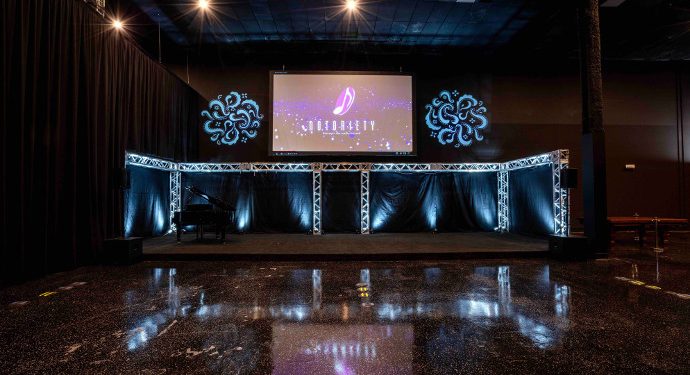 Renkus-Heinz Repositions the “Notoriety Live” Las Vegas Music Scene