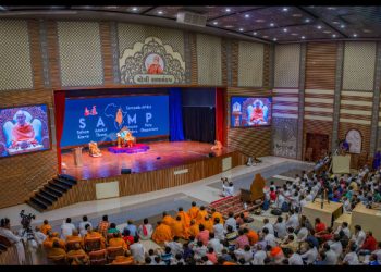 Renkus-Heinz Allows BAPS to Ensure Spiritual Leaders are Heard by All