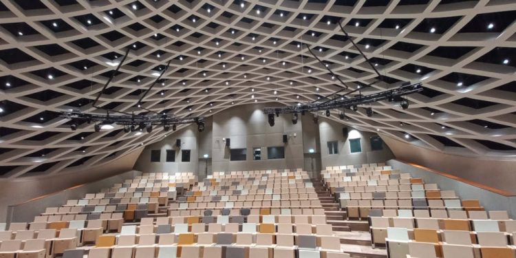 Vari-Lite LED Rig and Neo Control System Enlivens QatarEnergy’s New Auditorium