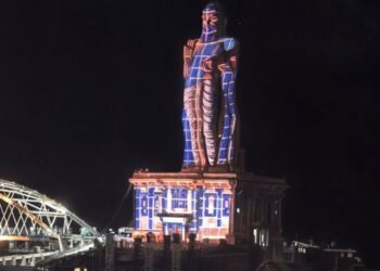 Thiruvalluvar Statue Glows in Brilliant Audio-Visual Exponence