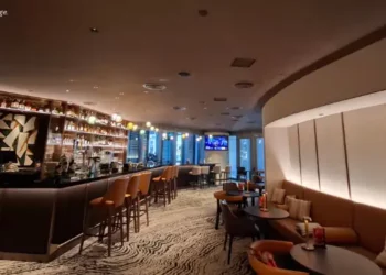 TUX Bar & Lounge at Carlton Hotel Singapore Exudes Sophistication and Ambient Charm