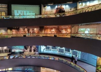 Bapu’s Towering Legacy Projected