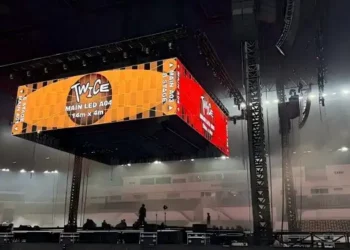 360° Transparent LED Stage Elevates TWICE’s Malaysia Concert Experience