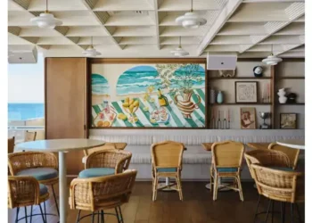 Bondi Icebergs Reinvents Australian Icon with Smart and Flexible AV Transformation