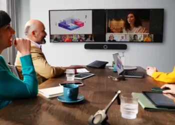 Smarter Audio and Video Comes to Barco Teams Rooms with New Huddly and Shure Bundle